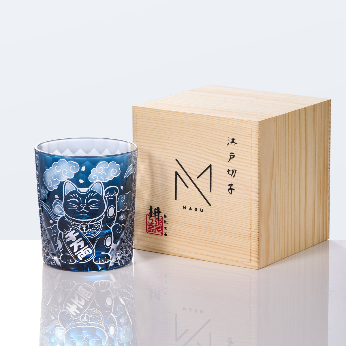 Whiskey Glass Maneki Neko | Edo Kiriko Handcrafted Lucky Cat Crystal Glass