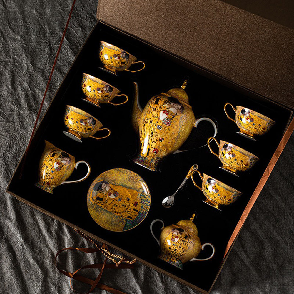 British Bone China Afternoon Tea Set The Kiss 21-Piece Gold