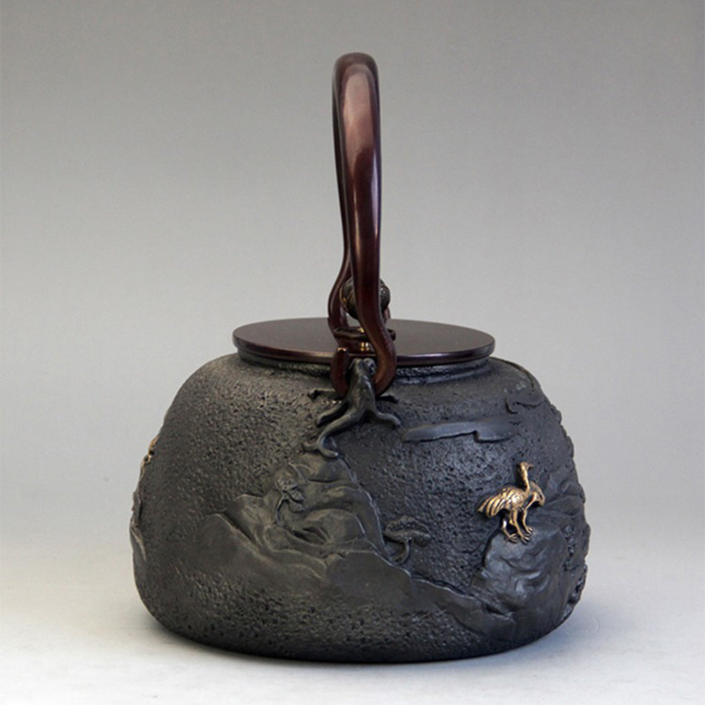 Cast Iron Teapot – Crane & Pine Gilded Relief, 1300ml