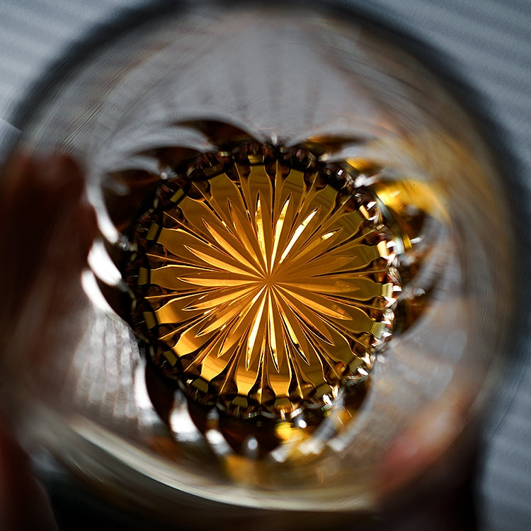 Whisky Rocks Glass Edo Kiriko Inkstone Flame Hand-Cut Crystal | Japanese Artisan Glassware