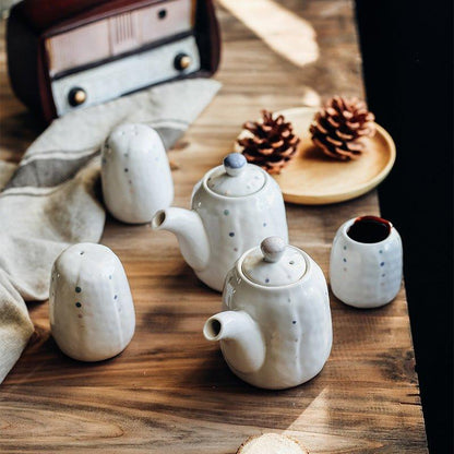 Ceramic Condiment Set Japanese Handcrafted Dotted Salt Pepper Shaker Sauce Dispenser Tray 6 Piece