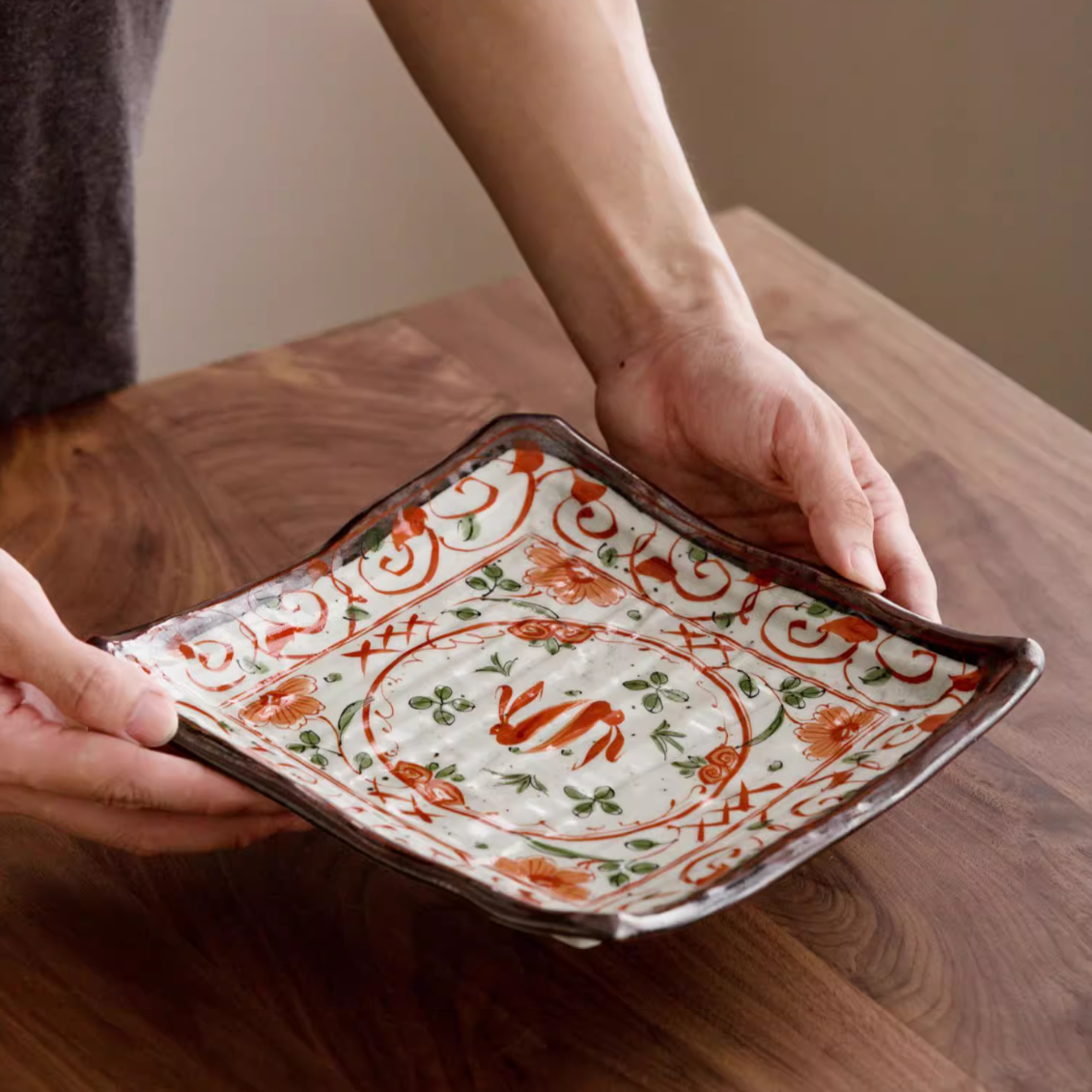 Japanese Ceramic Dish Set – Mino Ware Akae Red Butterfly
