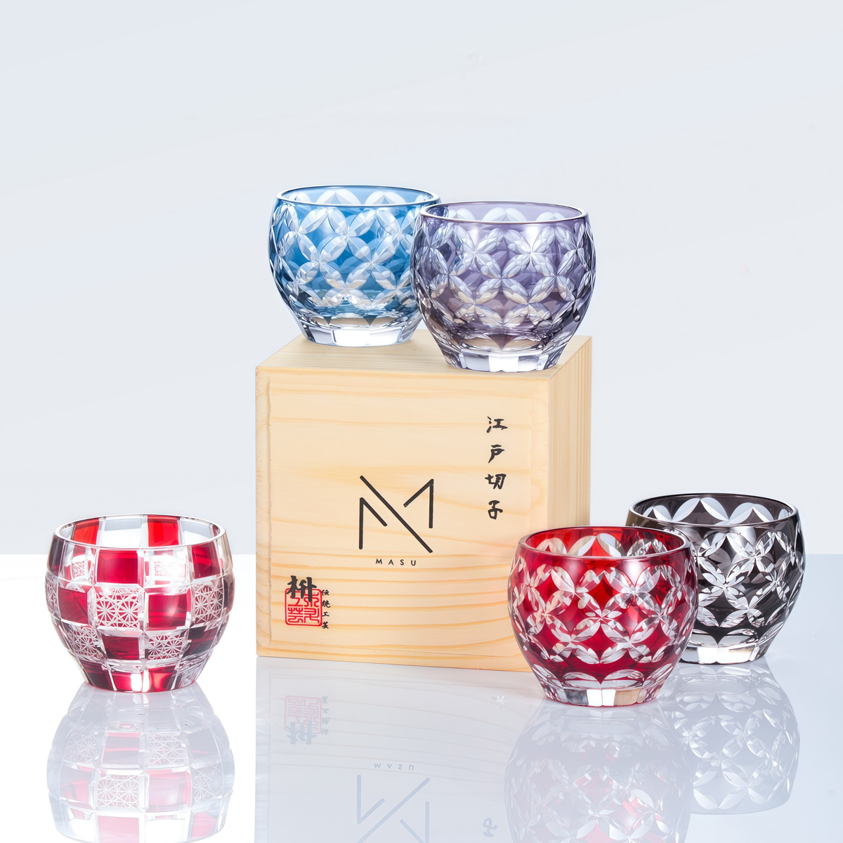 Sake Cup Edo Kiriko Hikari-no-Ha Guinomi Hand-Cut Crystal | Japanese Artisan Glassware
