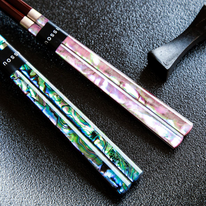 ISSOU Mother of Pearl Chopsticks Japanese Pink Blue Couples Gift