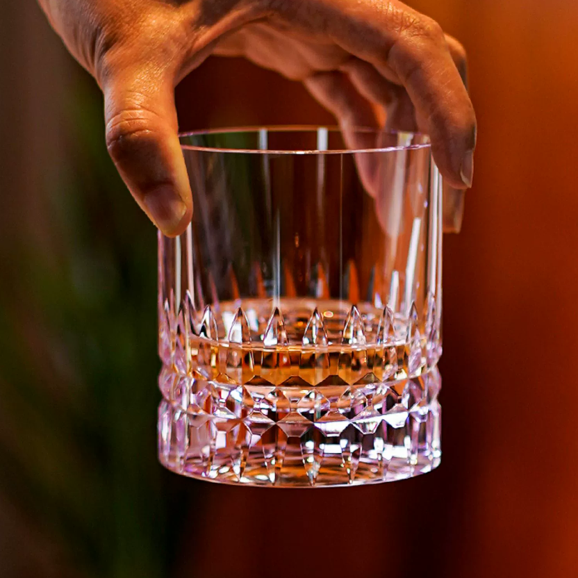 Whisky Glass Edo Kiriko Crystal Royale – Hand-Cut Japanese Tumbler with Wooden Box | Crystal, Sakura & Emerald