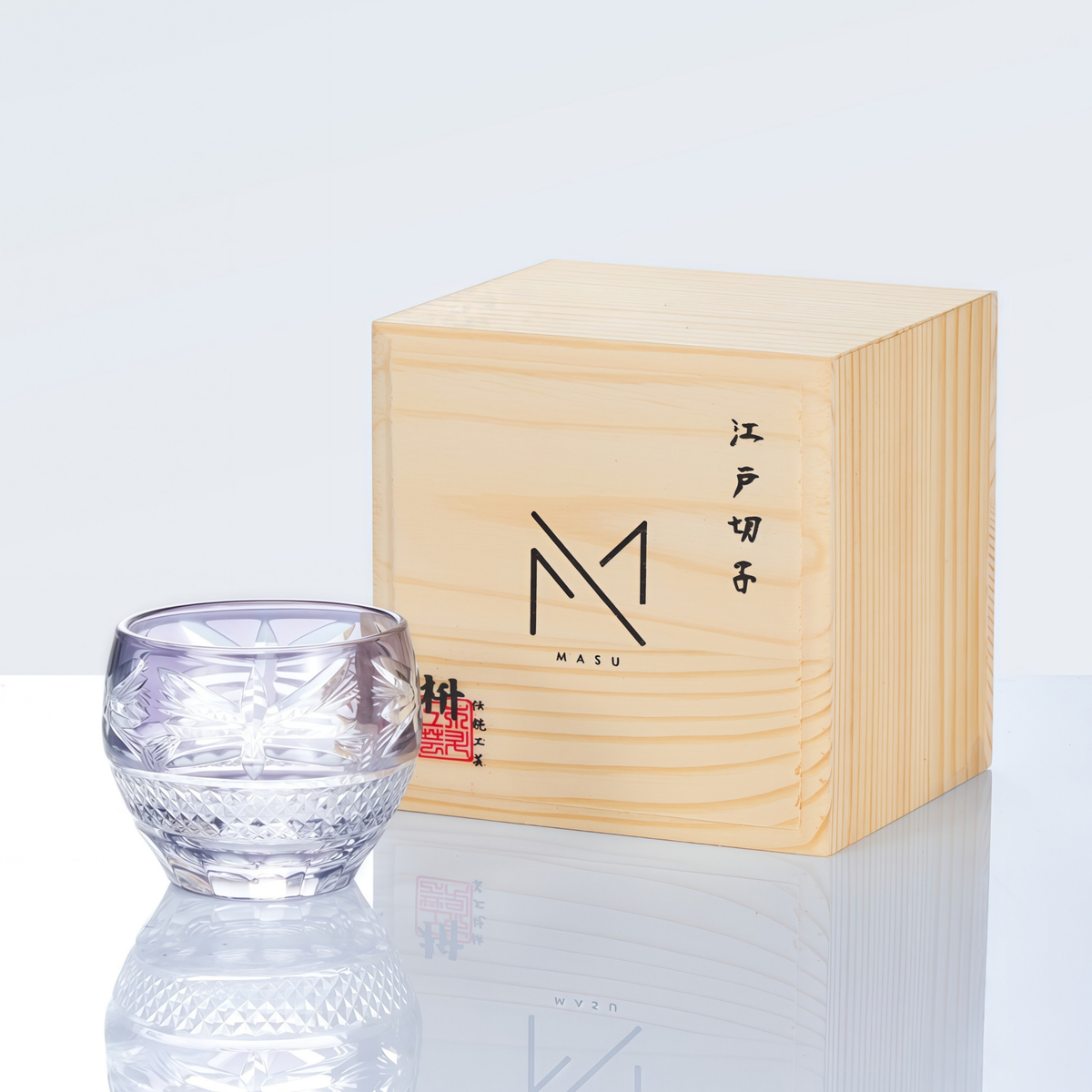 Sake Cup Usumurasaki Guinomi – Edo Kiriko Handcrafted Crystal