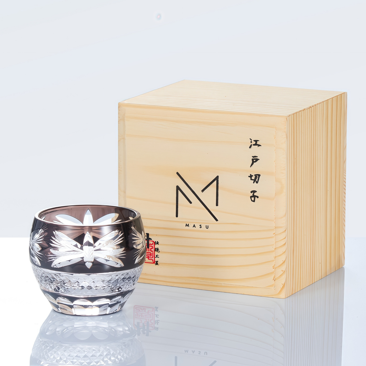 Sake Cup Usumurasaki Guinomi – Edo Kiriko Handcrafted Crystal
