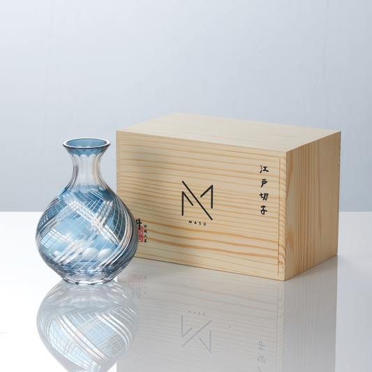 Sake Flagon Edo Kiriko Kuroha Collection – Japanese Cut Glass Tokkuri Set