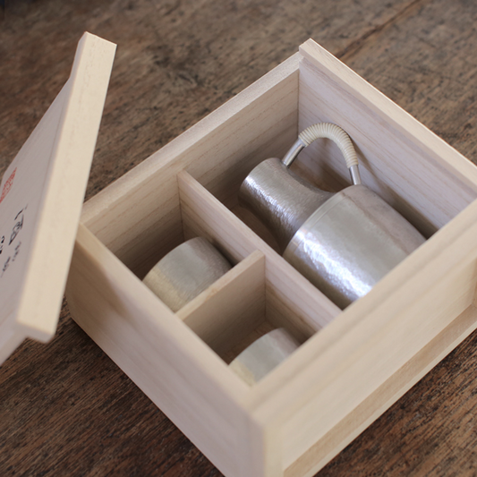 Sake Set – Osaka Suzuki Handcrafted Tin Flagon & 2 Cups