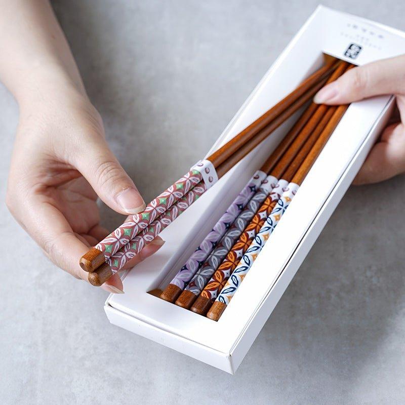 Wooden Chopsticks Set Japanese Family 5 Pairs Flowers Fan Assorted