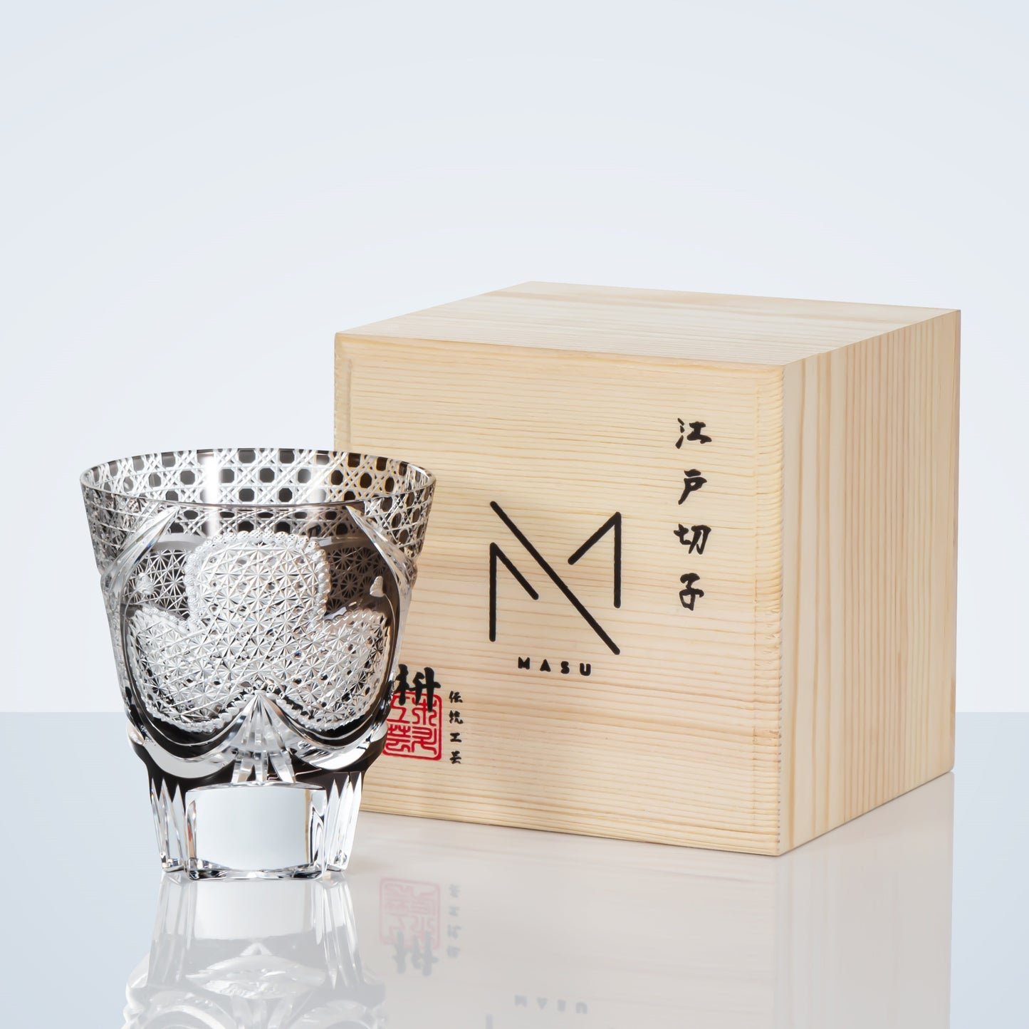 Whiskey Glass Edo Kiriko Club Crest – Hand-Cut Poker Series Japanese Tumbler with Wooden Box
