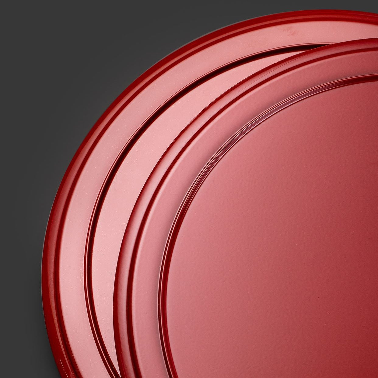 Japanese Lacquer Round Tray – Yamanaka Shikki Gold Foil