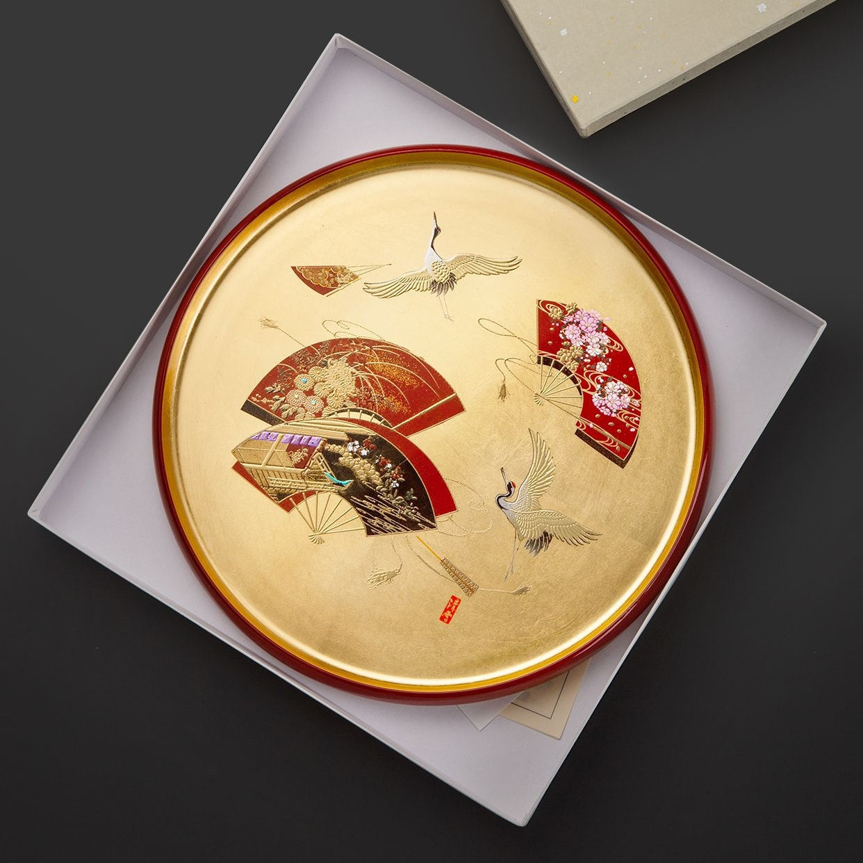 Japanese Lacquer Round Tray – Yamanaka Shikki Gold Foil