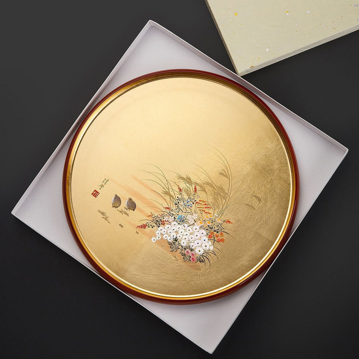 Japanese Lacquer Round Tray – Yamanaka Shikki Gold Foil