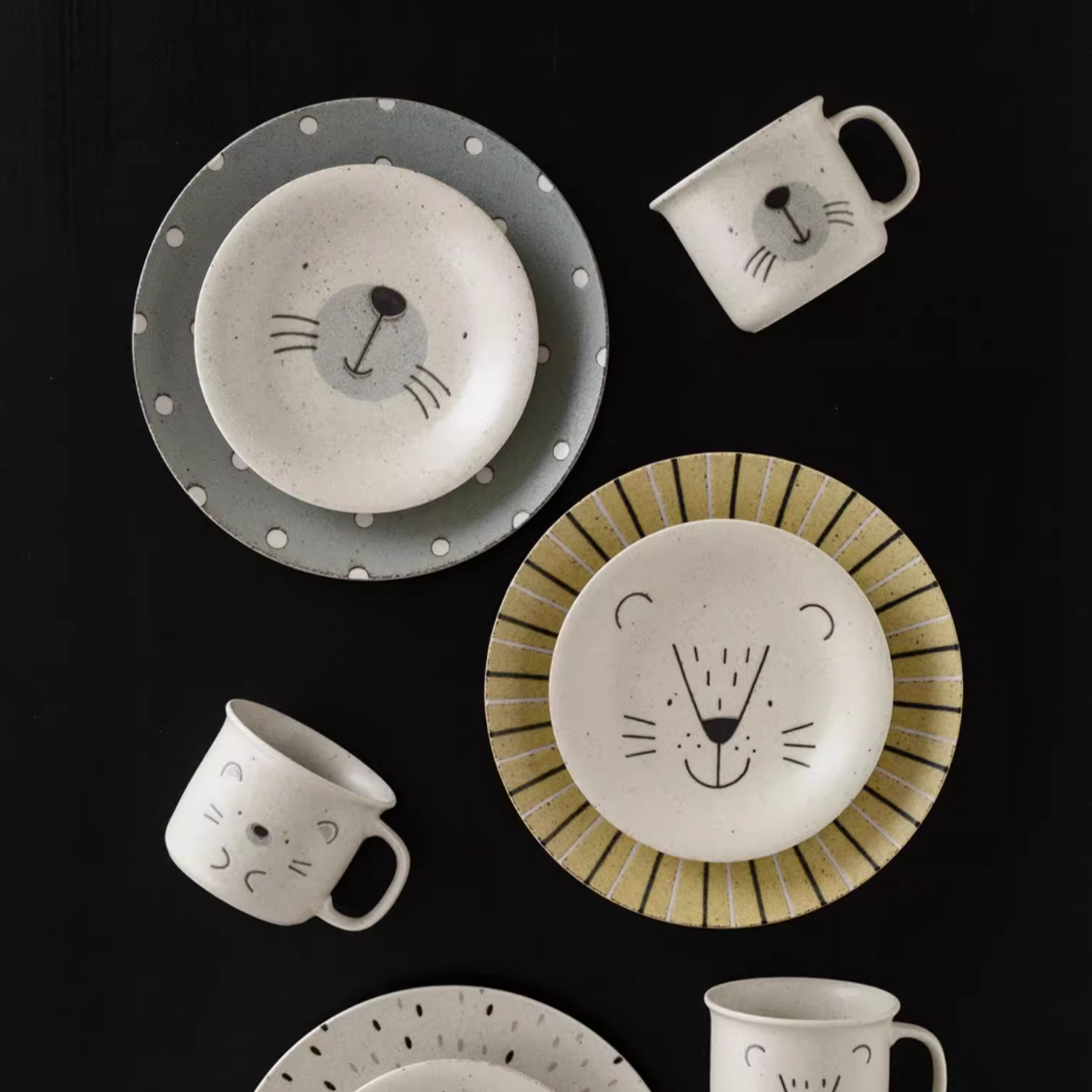 Ceramic Dining Set Awasaka Animal Friends Japanese Handcrafted Bowl Plate Cup Set Lion Hedgehog Seal Made in Japan