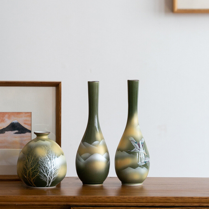 Japanese Ceramic Vase – Kutaniyaki Cloud Landscape Collection