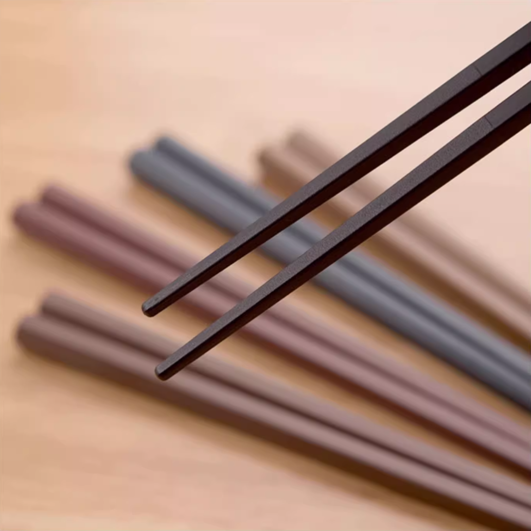 Japanese Chopsticks Set of 5 – Lucky Cat Sakura Rabbit Fuji