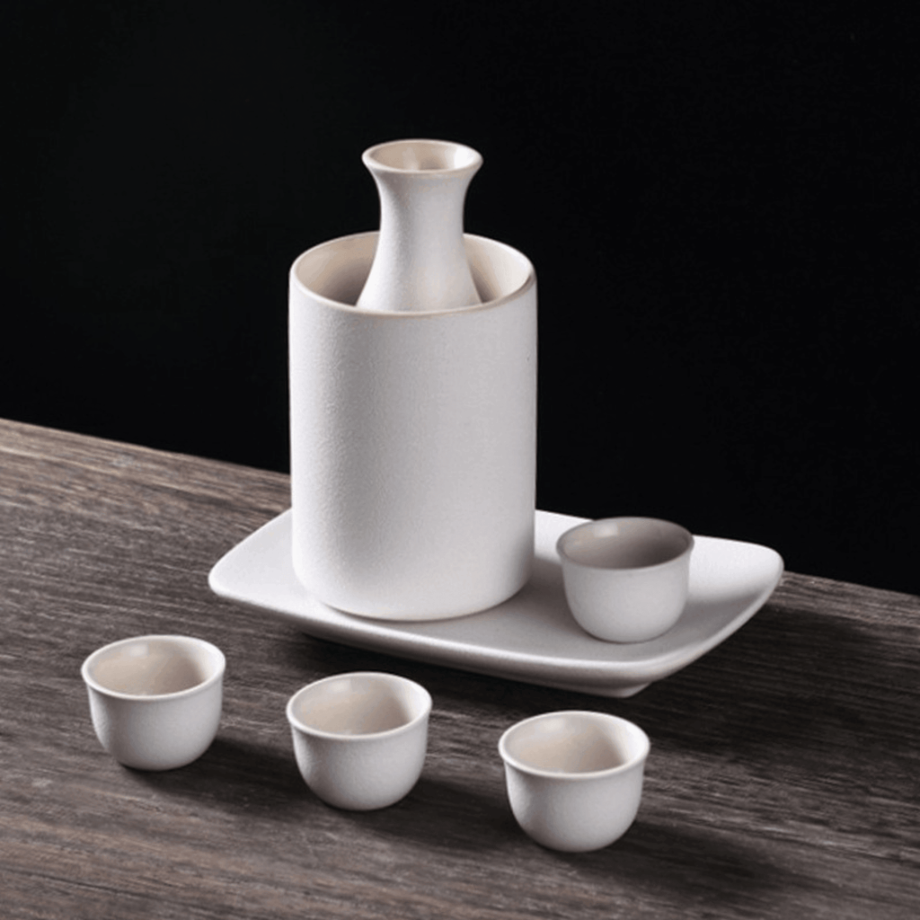 Japanese Sake Set – Ceramic with Warmer 4 Cups Flagon Plate