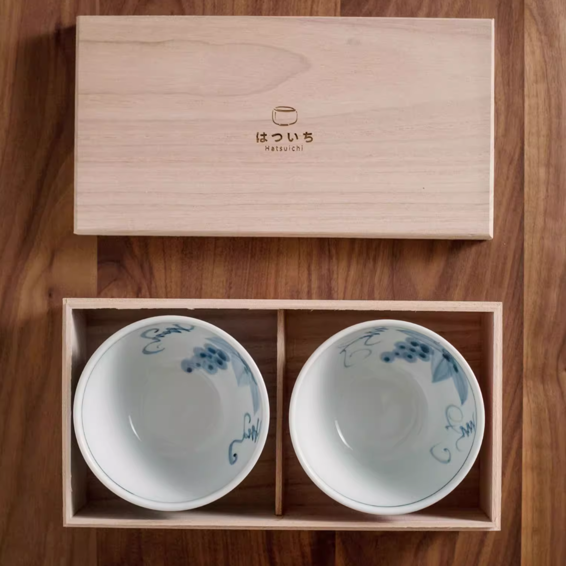Couple Bowl Set – Arita Ware Tafuku Porcelain Wedding Gift