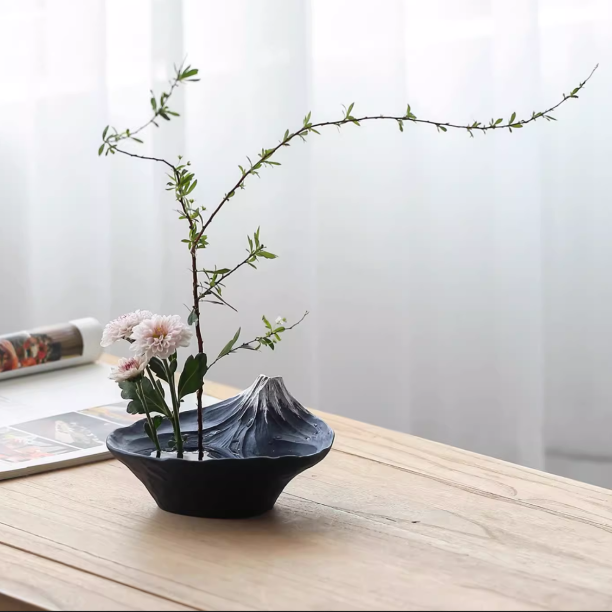 Ikebana Vase – Mount Fuji Reflection Japanese Flower Arrangement
