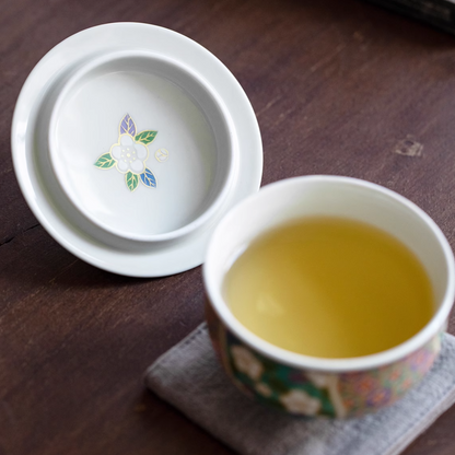 Lidded Teacup – Mino Ware Hana Emaki Gold Floral Ceramic