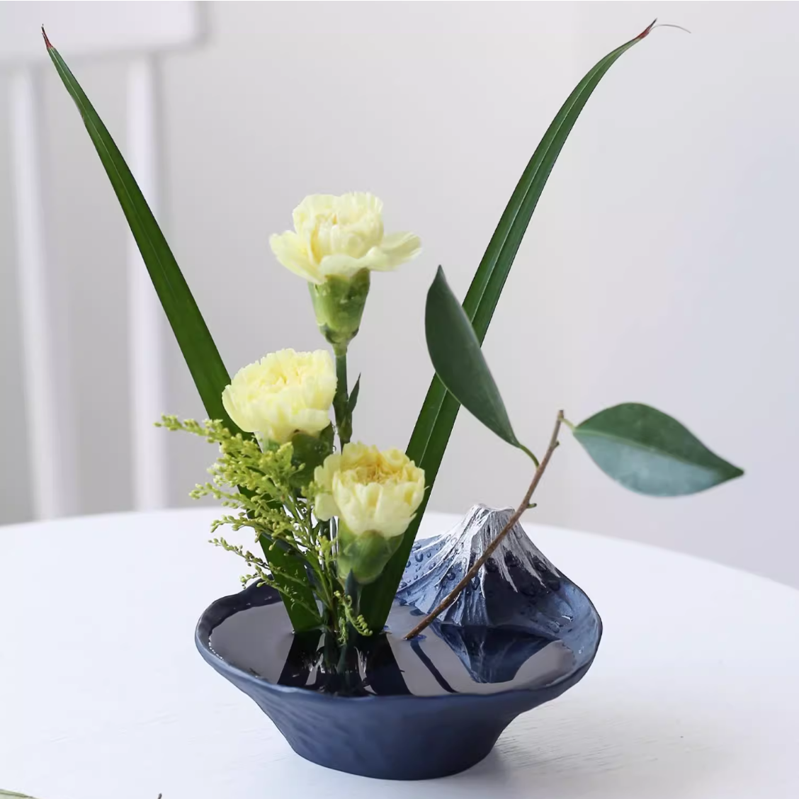 Ikebana Vase – Mount Fuji Reflection Japanese Flower Arrangement