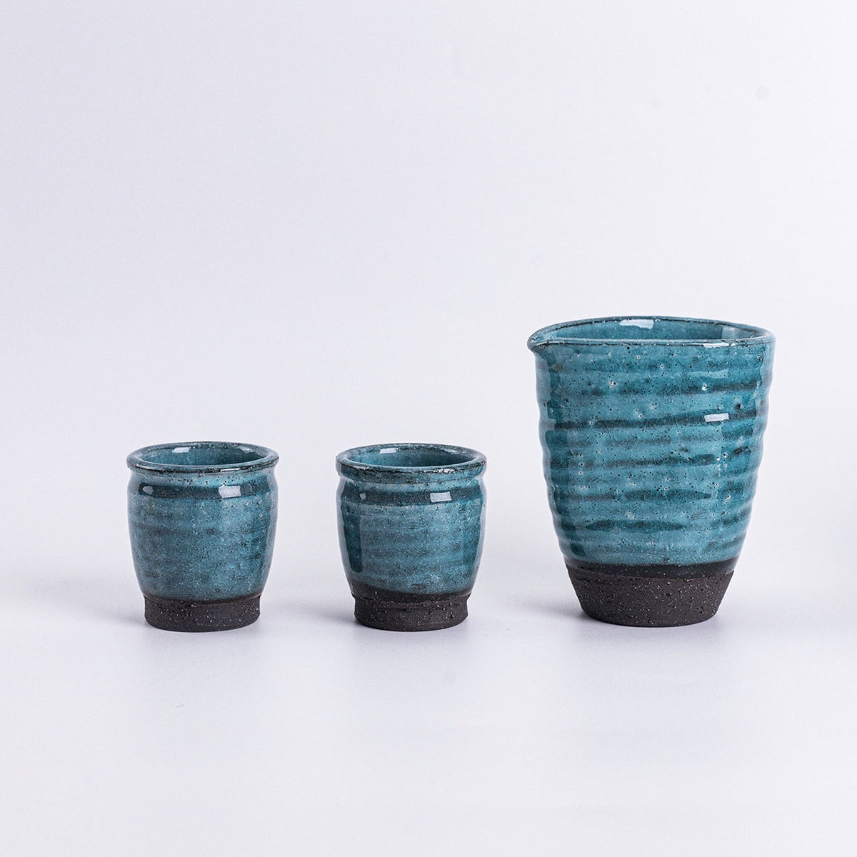 Sake Set – Mino Ware Blue Pine Ice-Crackle Glaze Gift