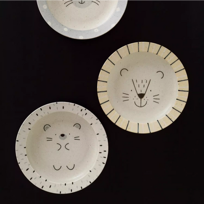 Ceramic Dining Set Awasaka Animal Friends Japanese Handcrafted Bowl Plate Cup Set Lion Hedgehog Seal Made in Japan