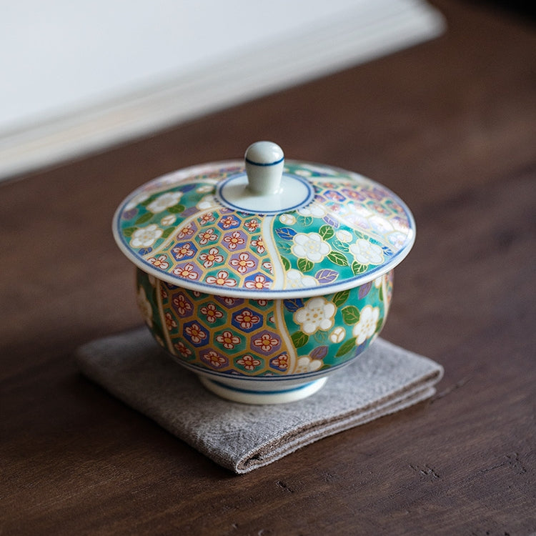 Lidded Teacup – Mino Ware Hana Emaki Gold Floral Ceramic