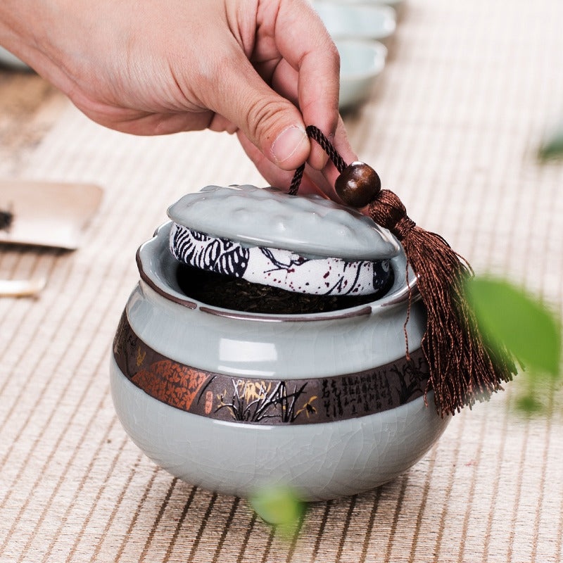 Tea Caddy Ge Kiln Ceramic Lotus Shape – 220g Airtight