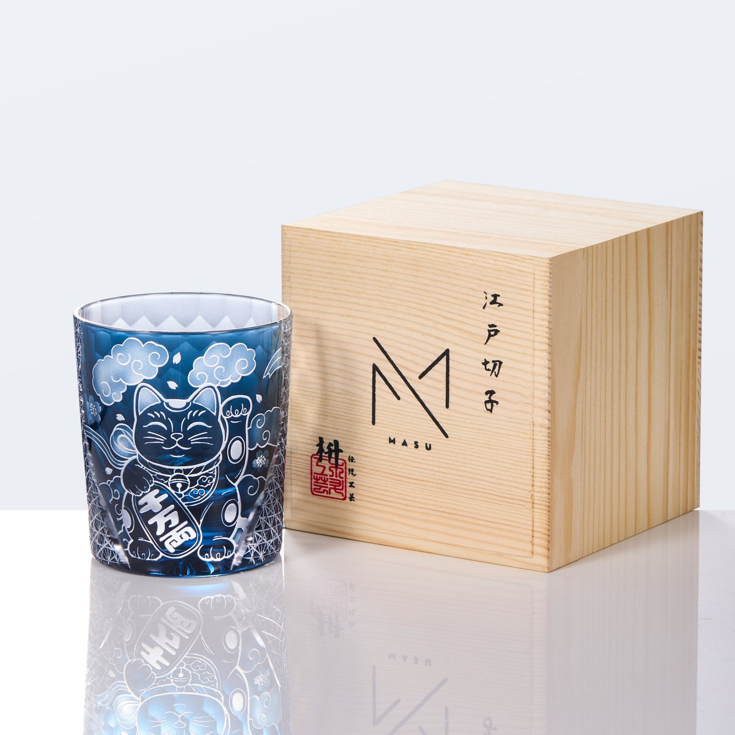 Whiskey Glass Maneki Neko | Edo Kiriko Handcrafted Lucky Cat Crystal Glass