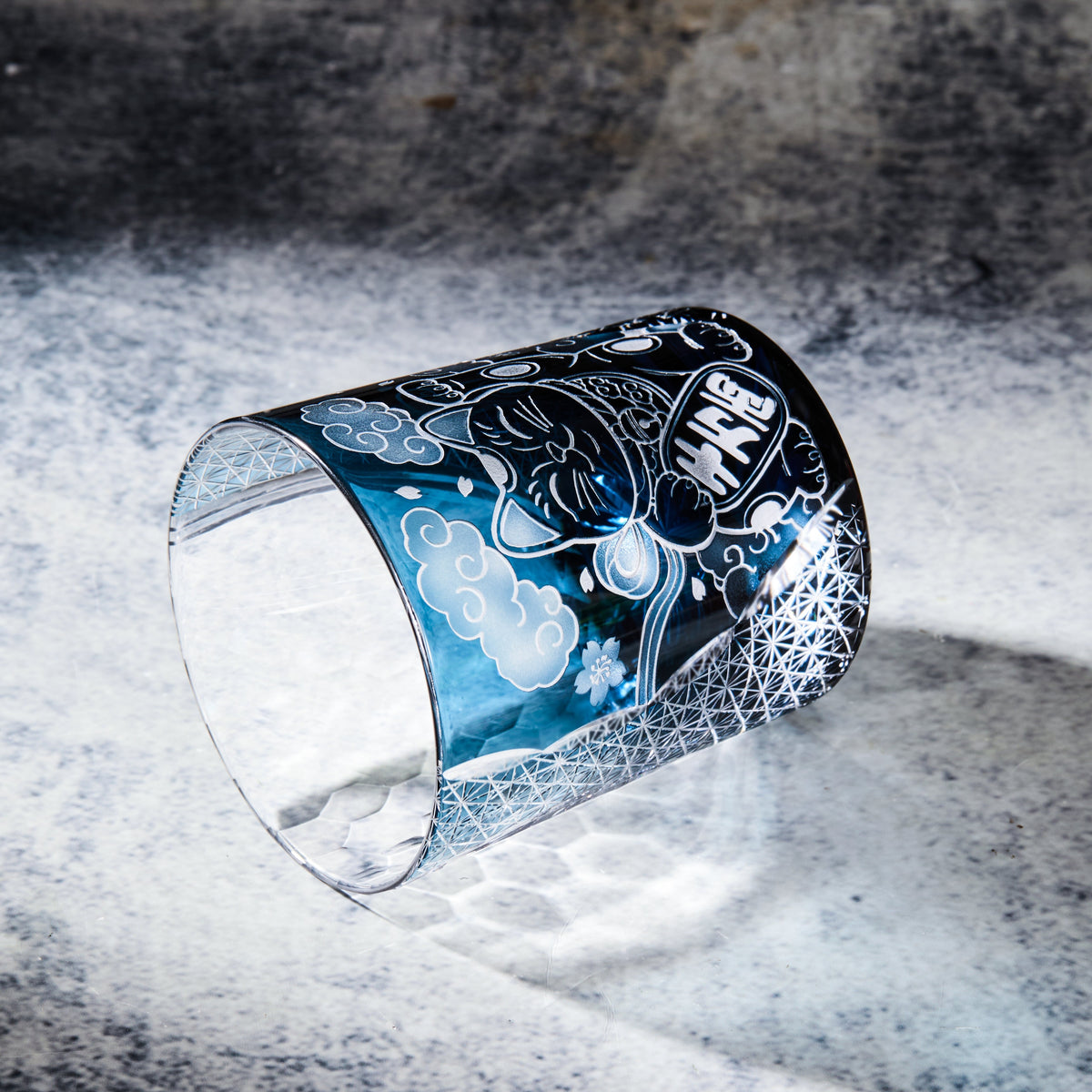 Whiskey Glass Maneki Neko | Edo Kiriko Handcrafted Lucky Cat Crystal Glass