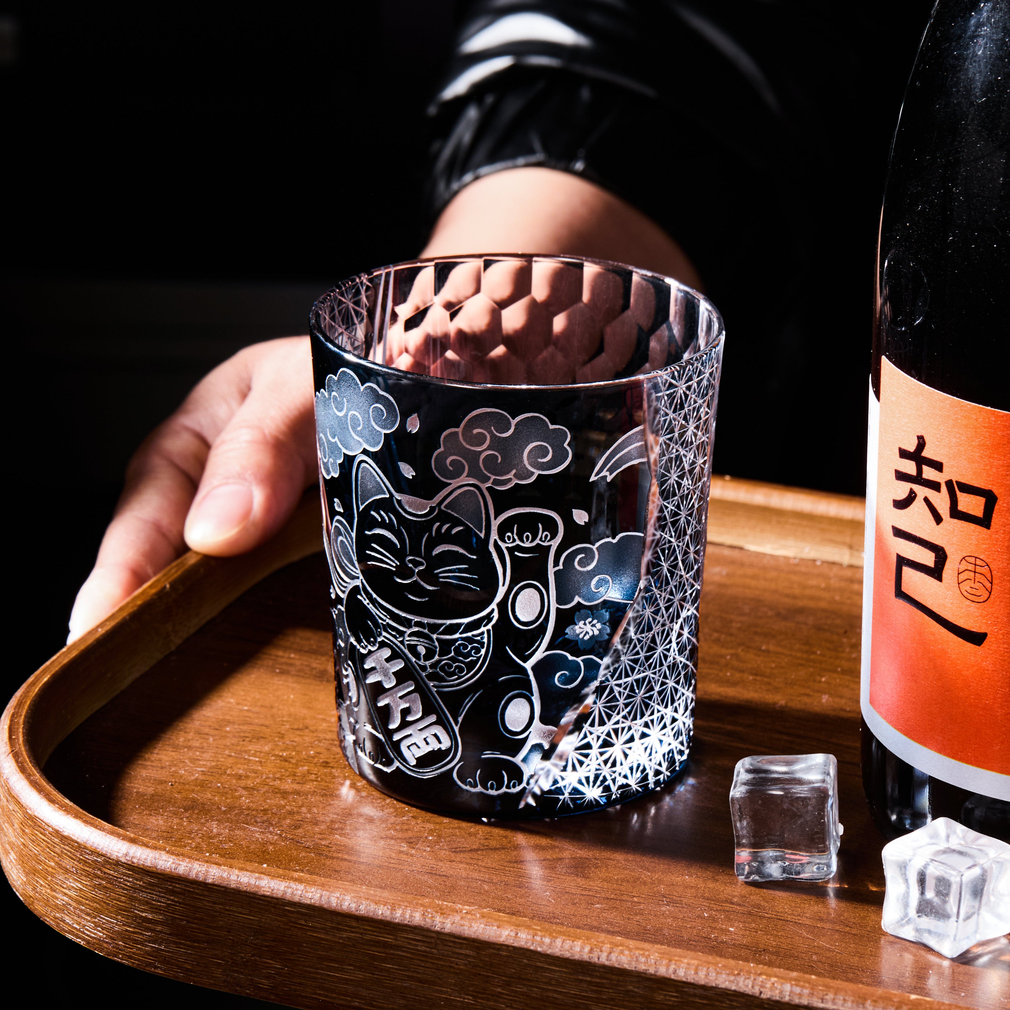 Whiskey Glass Maneki Neko | Edo Kiriko Handcrafted Lucky Cat Crystal Glass