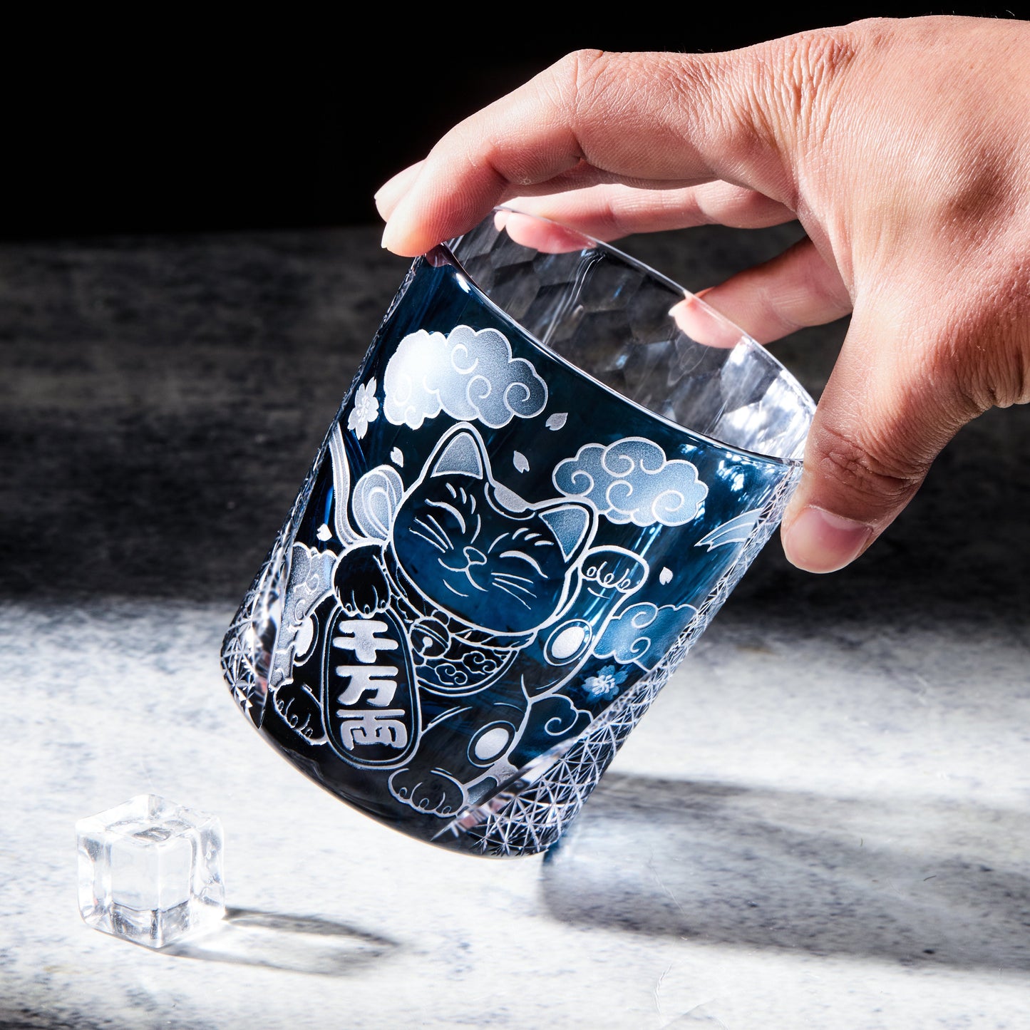Whiskey Glass Maneki Neko | Edo Kiriko Handcrafted Lucky Cat Crystal Glass