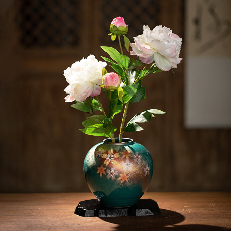 Japanese Ceramic Vase – Kutaniyaki Hana Swallow or Floral Dance