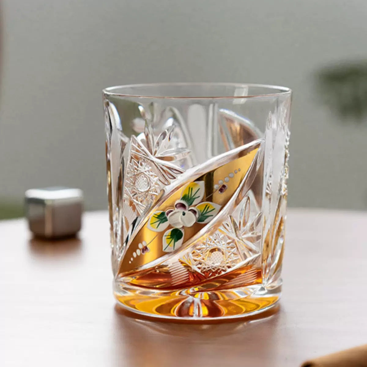 Whisky Glasses Bohemia Floral Enamel Crystal Hand-Painted Gold Gilt Czech Crystal Whisky Glass Gift Set of 2