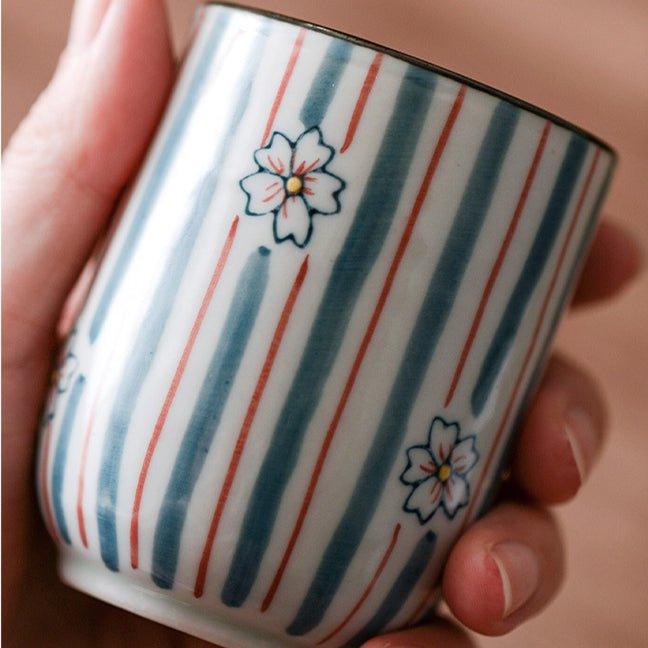 Ceramic Tea Cup Japanese Hand-Painted Leaves Fan Stripes Golden