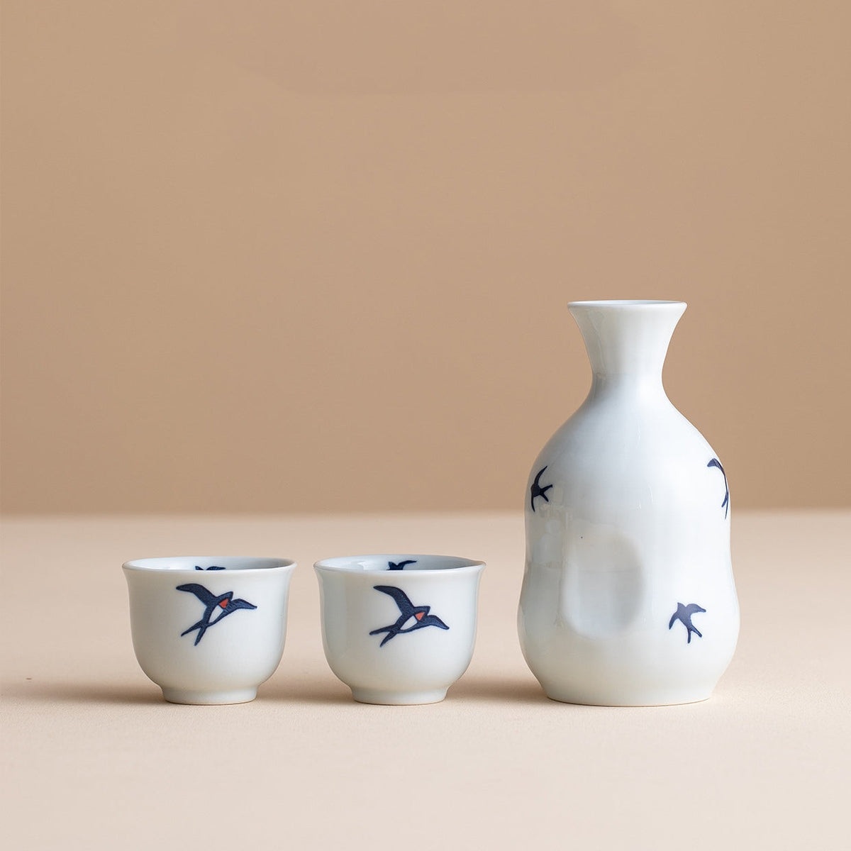 Sake Set – Hasami Ware Tsubame Swallow Porcelain Gift