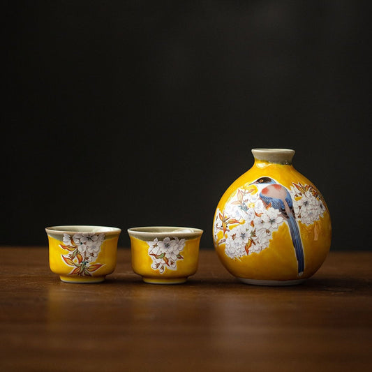 Japanese Sake Set – Kutaniyaki Yellow Sparrow Ceramic