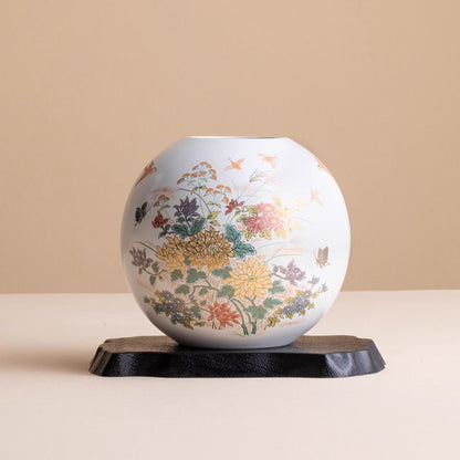 Japanese Ceramic Vase – Kutaniyaki Hana Swallow or Floral Dance