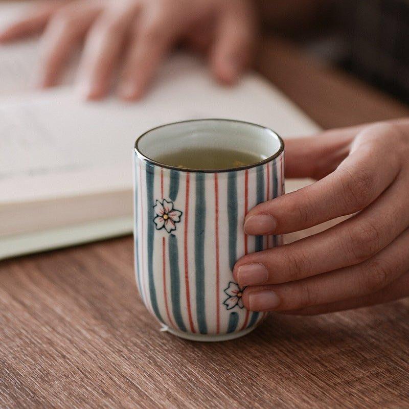 Ceramic Tea Cup Japanese Hand-Painted Leaves Fan Stripes Golden