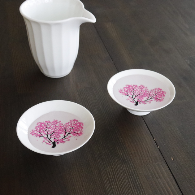Sake Cup Set – Mino Ware Color-Changing Sakura Ceramic