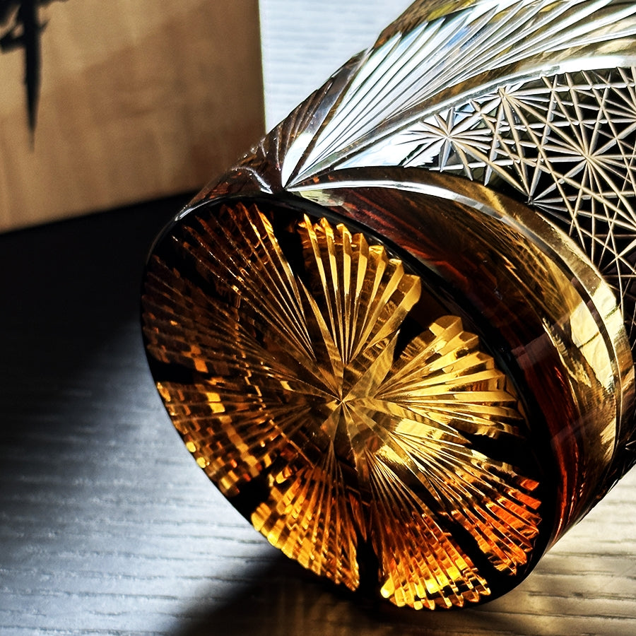 Whiskey Glass Edo Kiriko Crane Feather – Hand-Cut Japanese Tumbler with Wooden Box | 5 Amber Colors