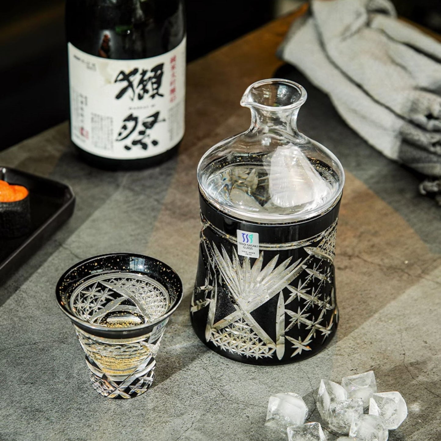 Sake Set Kiriko Glass – Gold Leaf Black Crystal Handcrafted