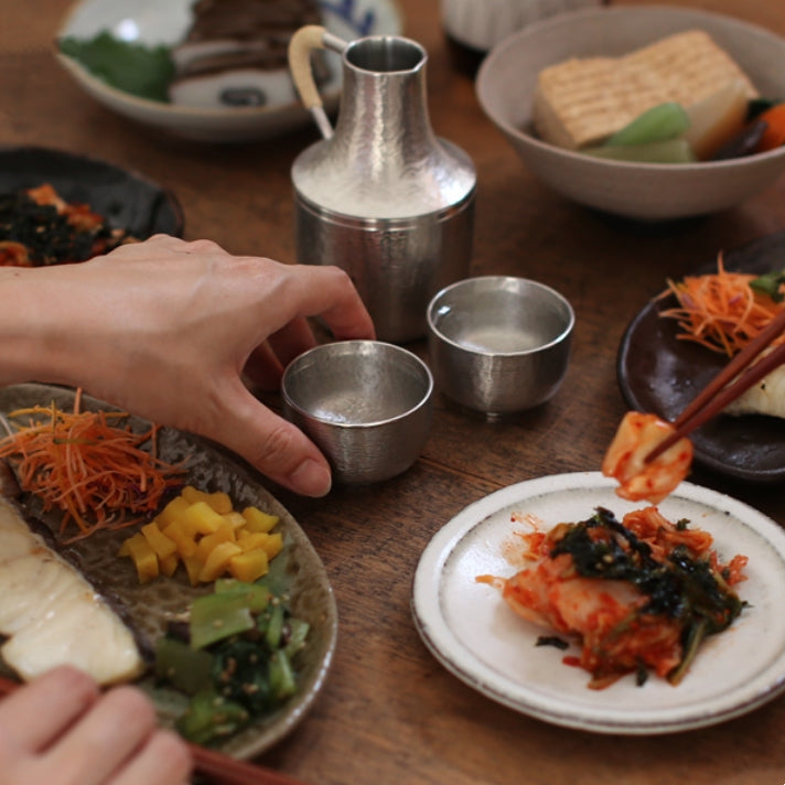 Sake Set – Osaka Suzuki Handcrafted Tin Flagon & 2 Cups