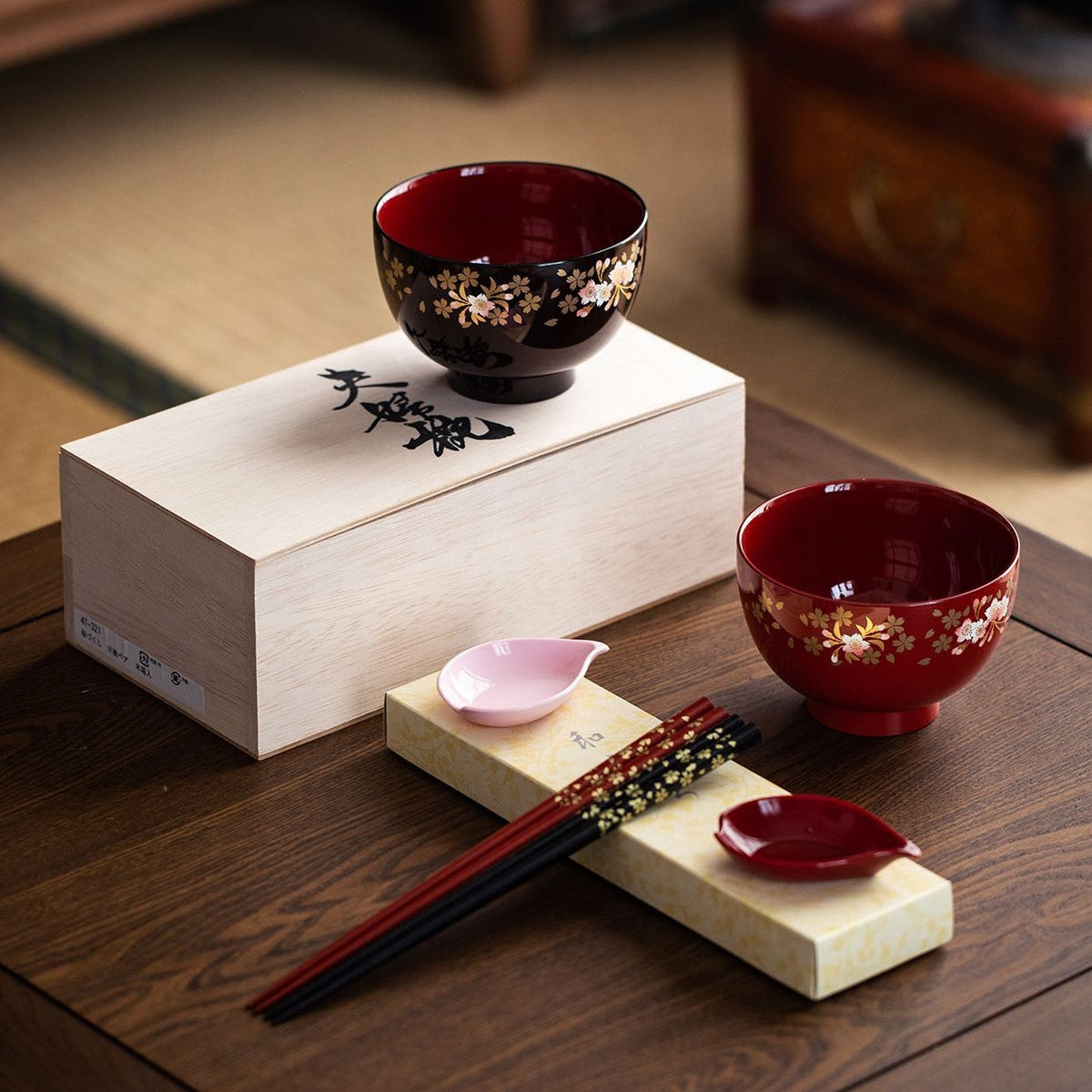 Japanese Lacquer Bowl Set Sakura | Yamanaka Shikki