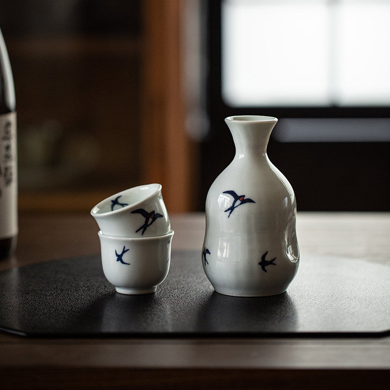 Sake Set – Hasami Ware Tsubame Swallow Porcelain Gift