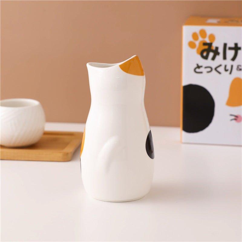 Ceramic Sake Set Kitten Japanese Handcrafted Flagon 2 Cups with Tray