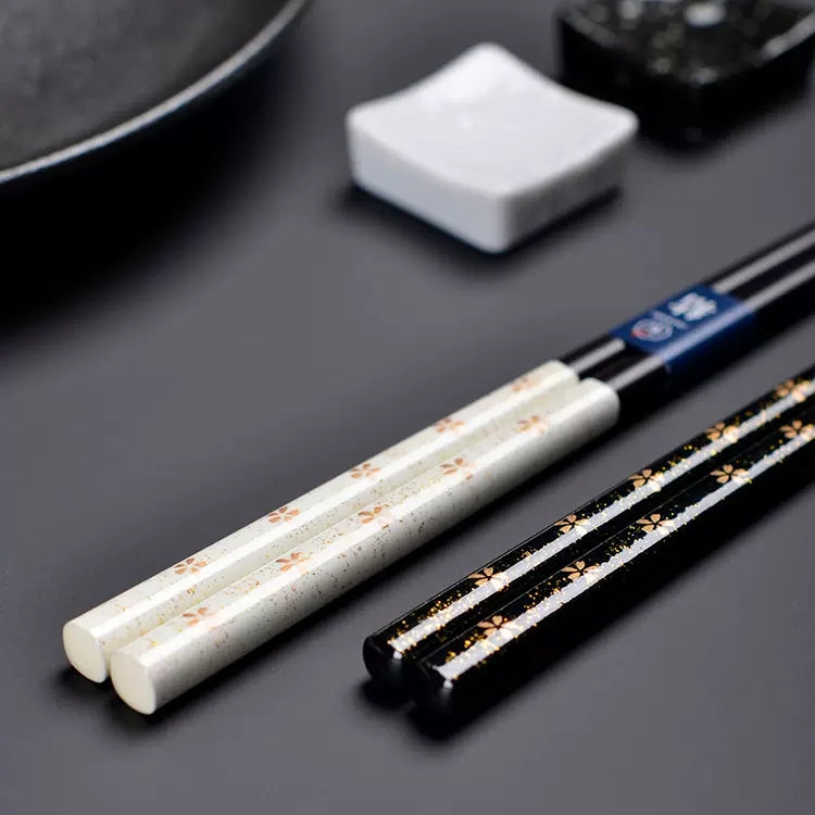 Wedding Chopsticks Gift Set | Golden Sakura Couple Black White