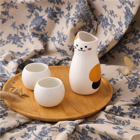 Ceramic Sake Set Kitten Japanese Handcrafted Flagon 2 Cups with Tray